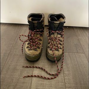 La Sportiva Suede Mountaineering Boots